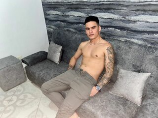 MatiasMurrier camshow recorded